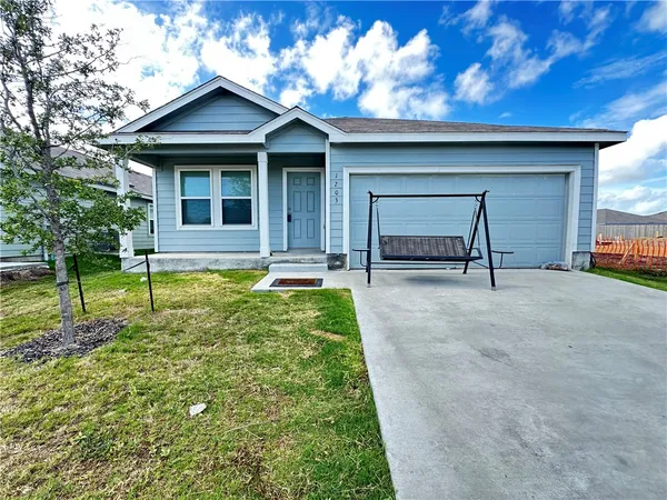 $2,400 | 1203 Athena Drive, Portland, TX 78374
