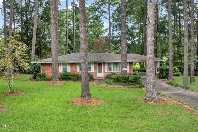 $760,000 | 1626 Bruce Circle, Raleigh, NC 27603