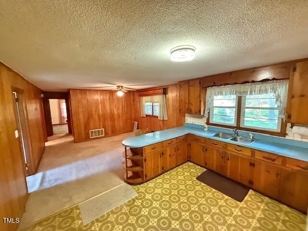 $695,000 | 1626 Bruce Circle, Raleigh, NC 27603