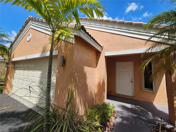 $3,890 | 4279 Greenbriar Lane, Weston, FL 33331