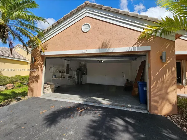 $3,890 | 4279 Greenbriar Lane, Weston, FL 33331