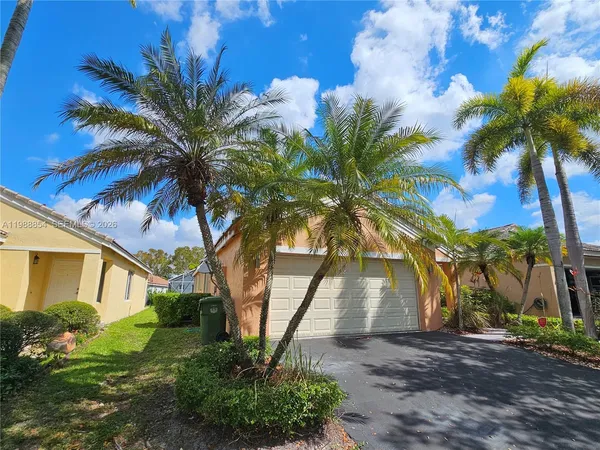 $3,890 | 4279 Greenbriar Lane, Weston, FL 33331