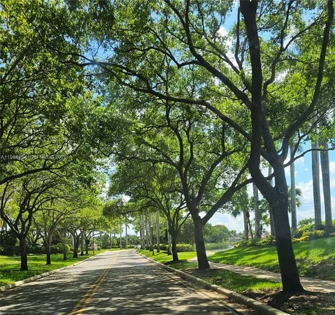 $3,890 | 4279 Greenbriar Lane, Weston, FL 33331