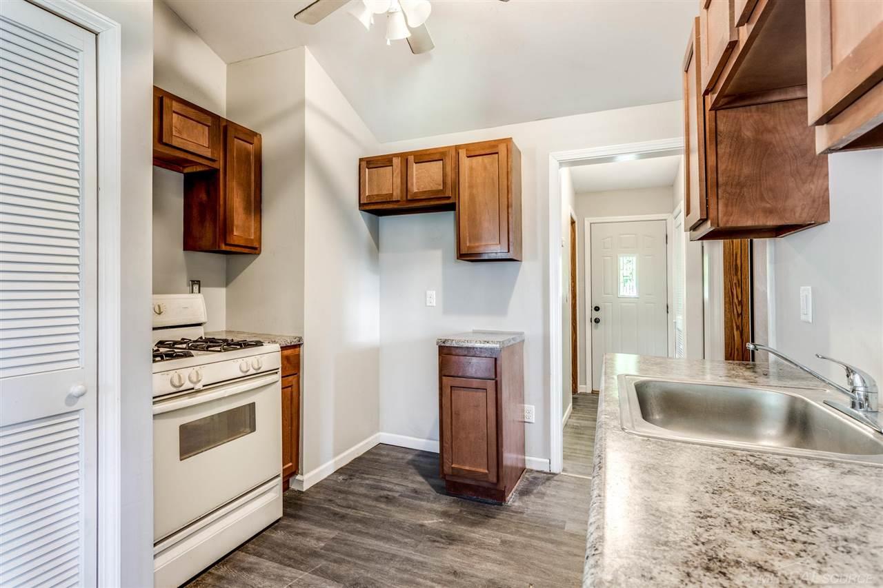 7326 Shoreward Road Lexington, MI 48450 - Photo 12 of 29 Updated Kitchen