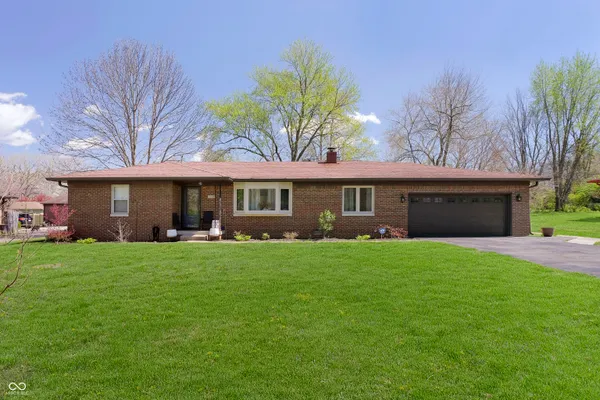 $284,900 | 4435 Chatham Place, Indianapolis, IN 46226