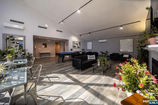 $289,000 | 2467 Highway 10, Unit 246B, Morris Plains, NJ 07950