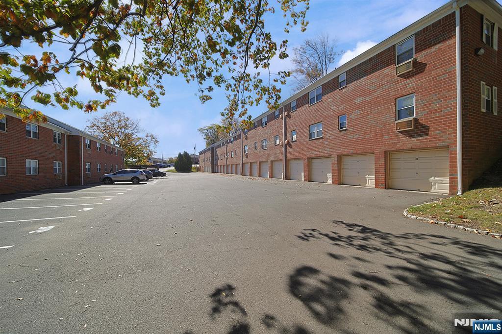 2467 Highway 10, Unit 246B Morris Plains, NJ 07950 - Photo 10 of 28