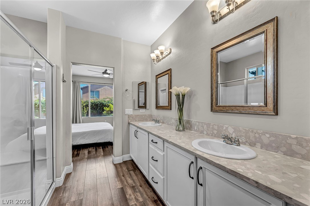10982 Great Sioux Road Las Vegas, NV 89179 - Photo 19 of 49 Primary En-Suite Bathroom with separate Water Closet (WC)