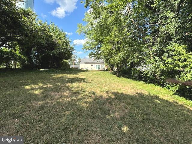 7445 Patterson Road Falls Church, VA 22043 - Photo 17 of 29