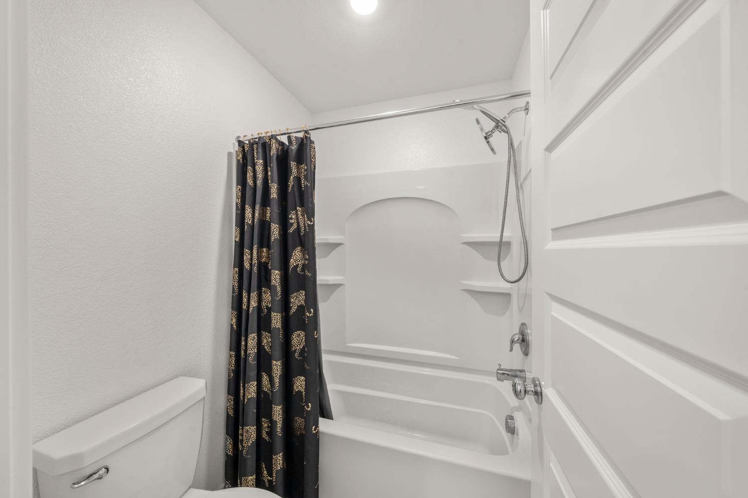 8488 Anker Way Elk Grove, CA 95757 - Photo 26 of 53