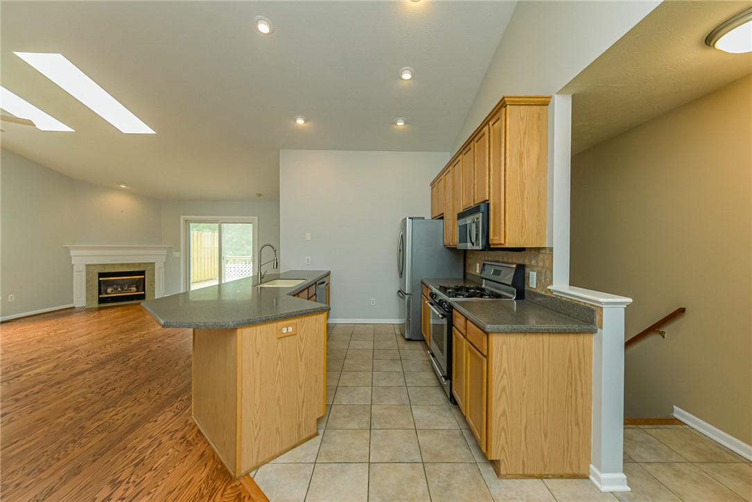 991 Cane Patch Webster, NY 14580 - Photo 5 of 30