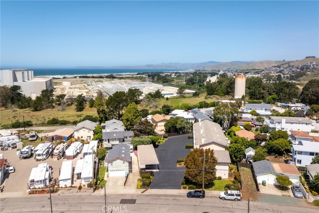 239 F Surf Street Morro Bay, CA 93442 - Photo 23 of 25 an aerial view of multiple house
