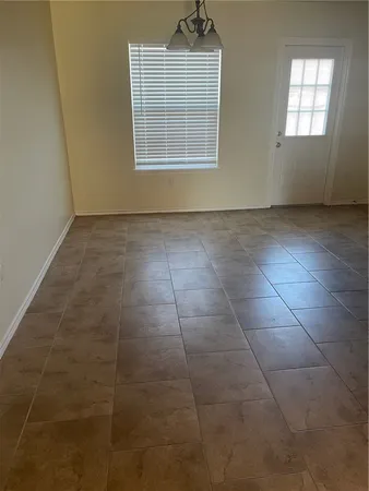 $1,600 | 1721 Overland Trail, Corpus Christi, TX 78410
