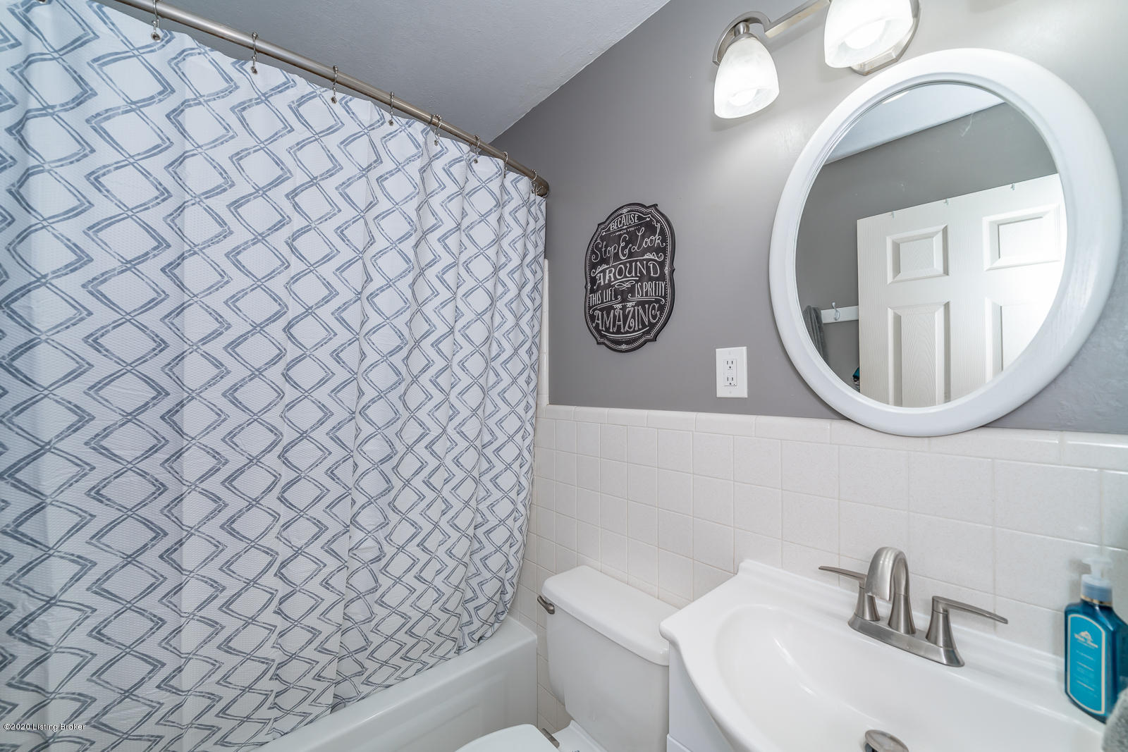 8300 Walker Road Louisville, KY 40258 - Photo 23 of 33 8300 Walker Rd L-12