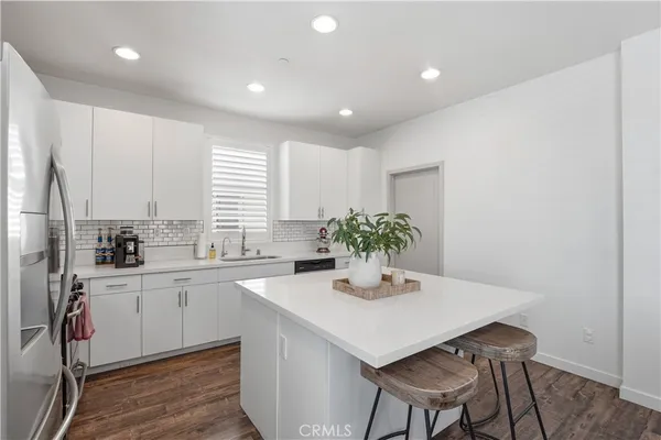 $789,999 | 809 South Anaheim Boulevard, Unit 101, Anaheim, CA 92805