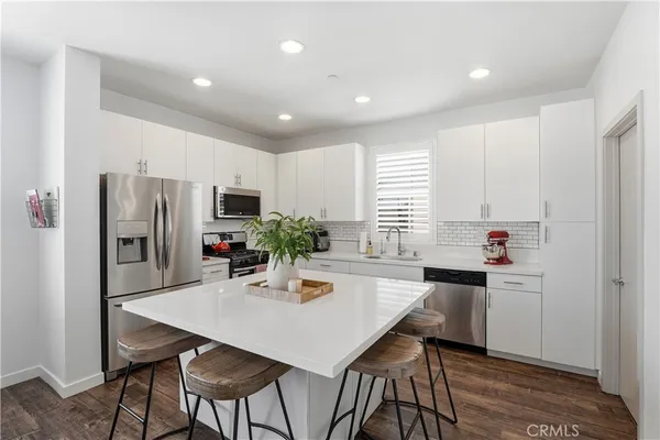 $789,999 | 809 South Anaheim Boulevard, Unit 101, Anaheim, CA 92805