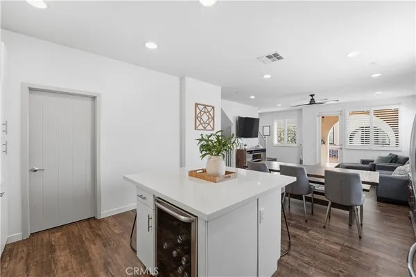 $789,999 | 809 South Anaheim Boulevard, Unit 101, Anaheim, CA 92805