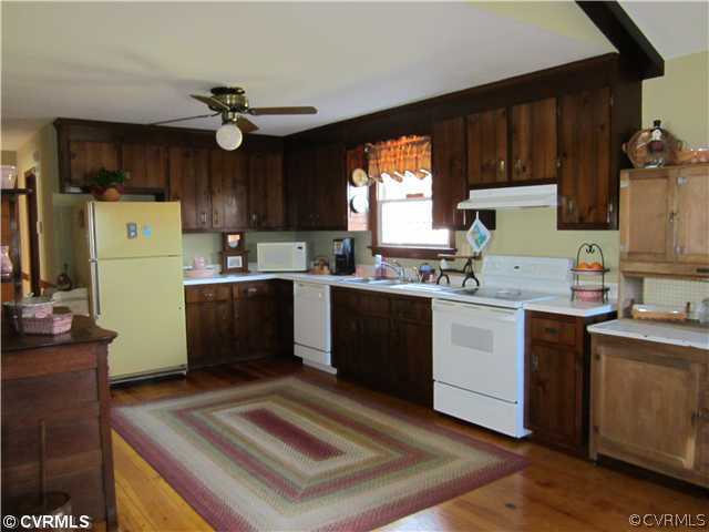 4966 Hurop Road Sandston, VA 23150 - Photo 4 of 12 Kitchen
