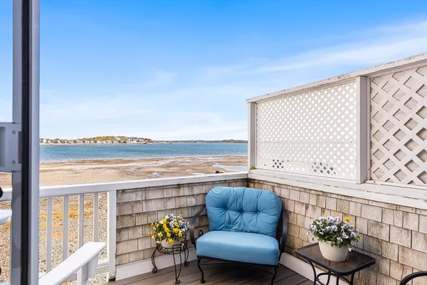 $815,000 | 19 Marina Drive, Unit 19, Hull, MA 02045