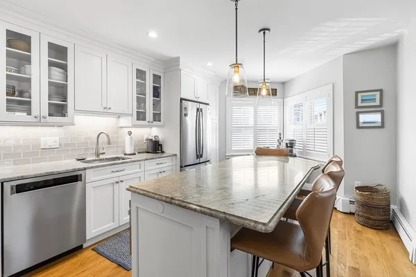 $815,000 | 19 Marina Drive, Unit 19, Hull, MA 02045