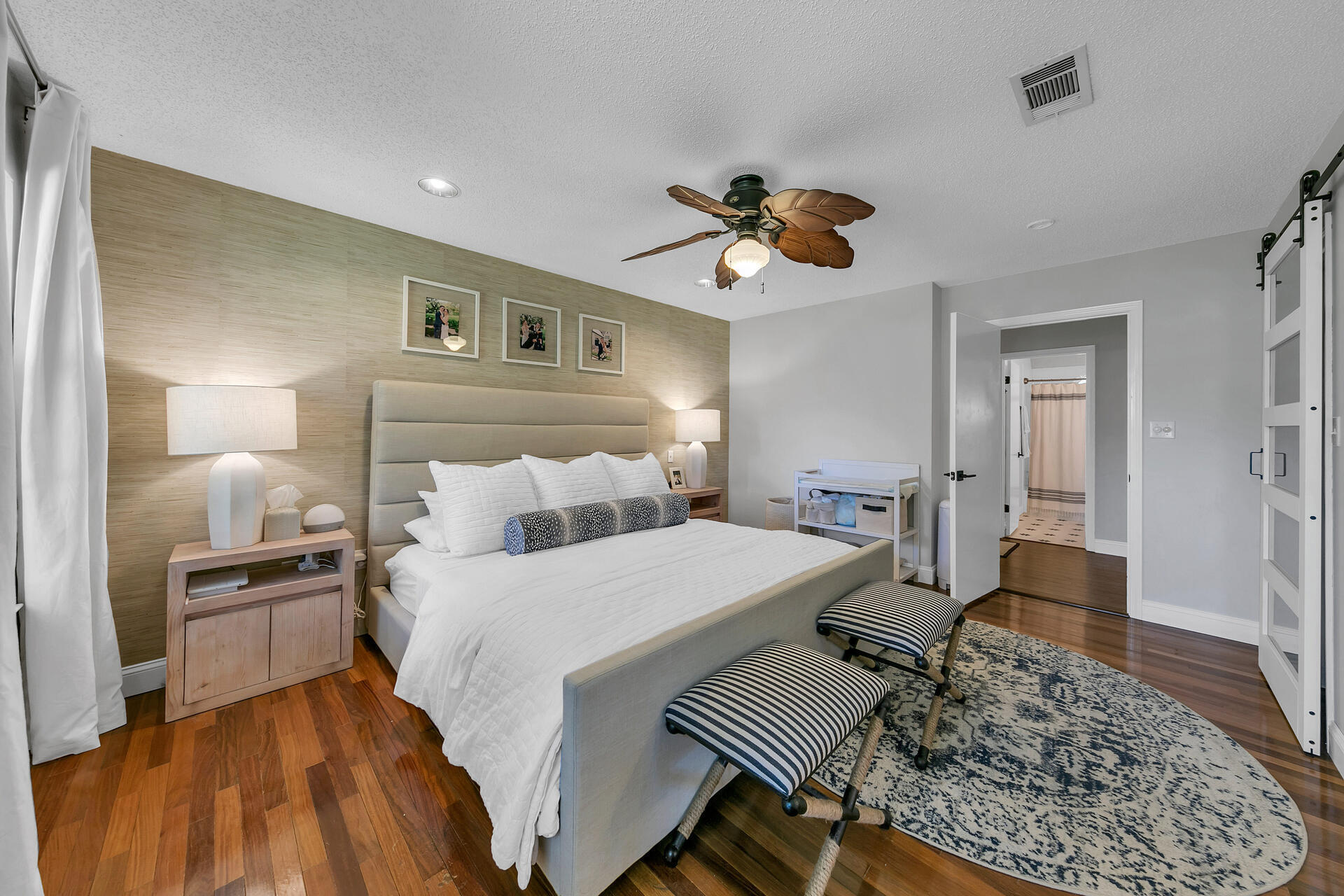 418 Evans Road Niceville, FL 32578 - Photo 22 of 35 Bedroom - master to hall