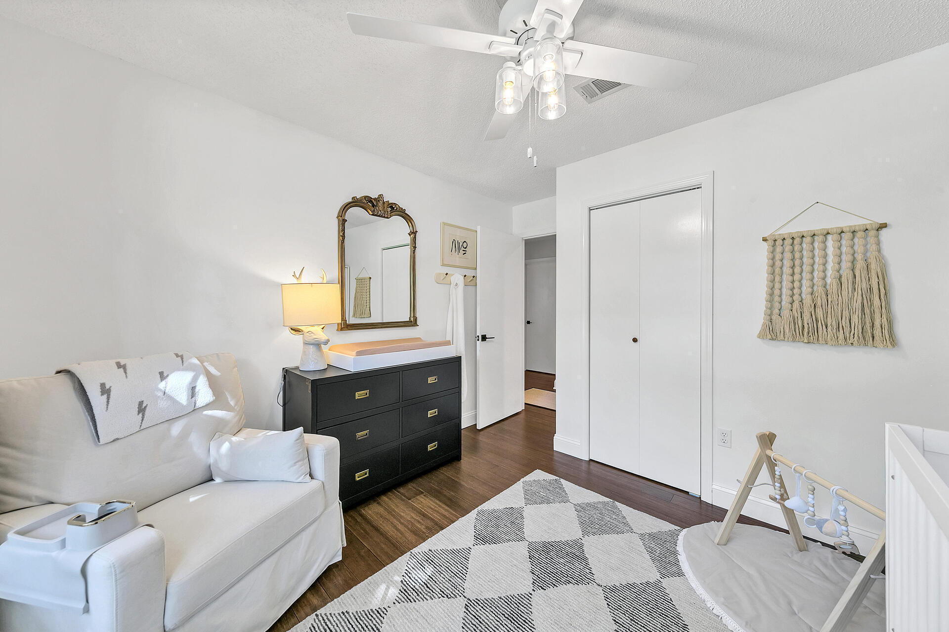 418 Evans Road Niceville, FL 32578 - Photo 27 of 35 Bedroom #2 to hall
