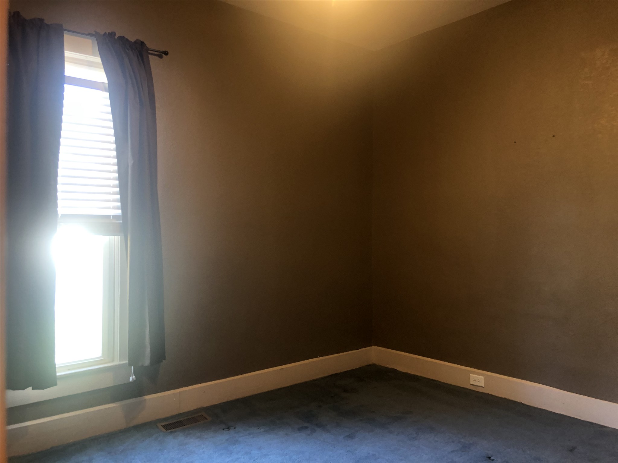 1518 20th Street Bedford, IN 47421 - Photo 6 of 12
