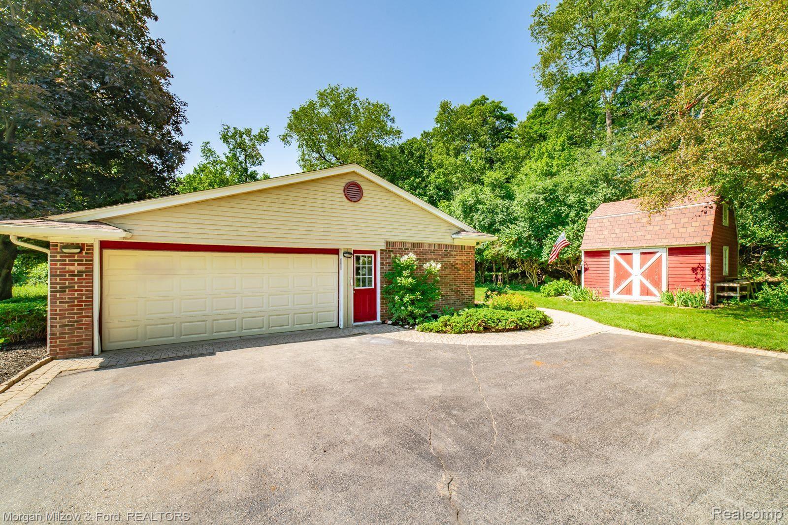 1845 North Livernois Road Rochester, MI 48306 - Photo 6 of 38 Gallery Image 6