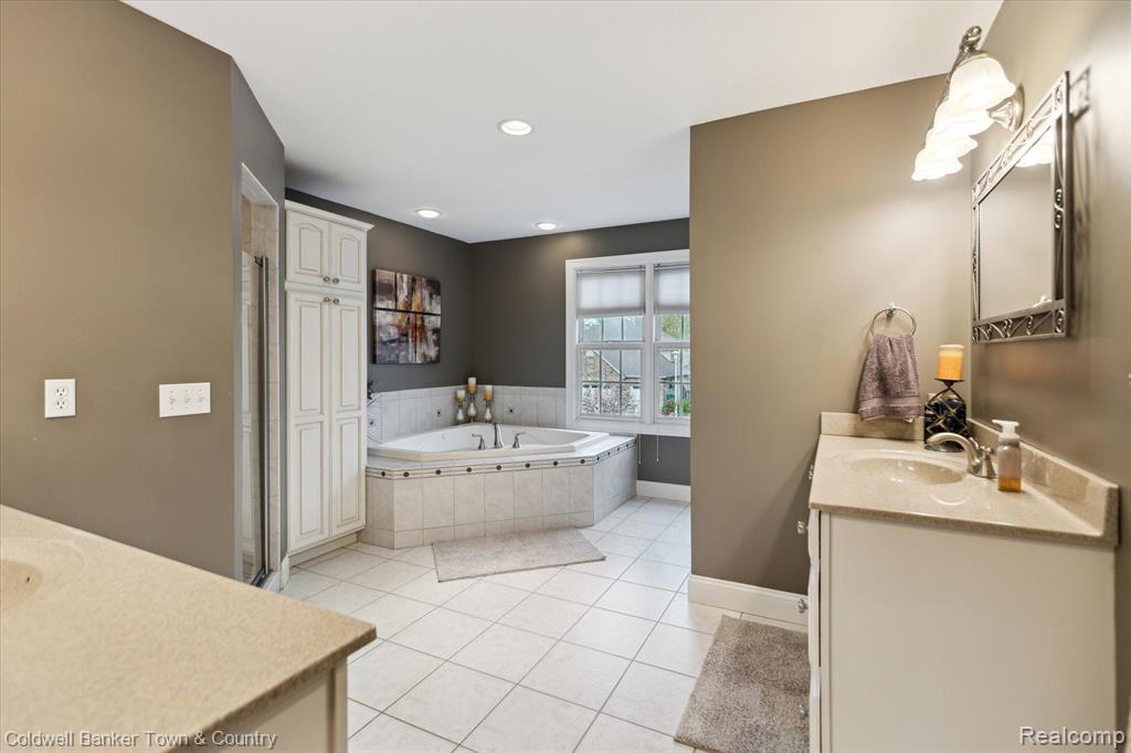 5205 Ridgeview Court Midland, MI 48642 - Photo 38 of 83 Gallery Image 38