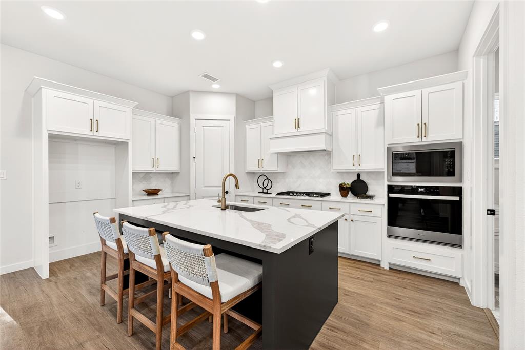 15584 Crape Myrtle Road Frisco, TX 75035 - Photo 6 of 34