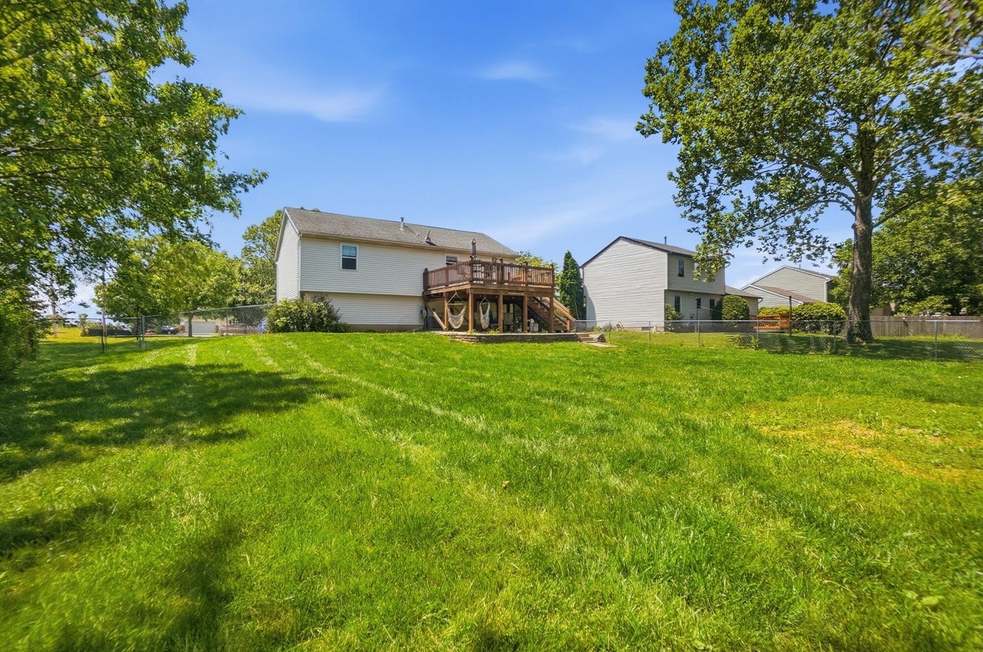 5460 Hoover Road Grove City, OH 43123 - Photo 40 of 43 053