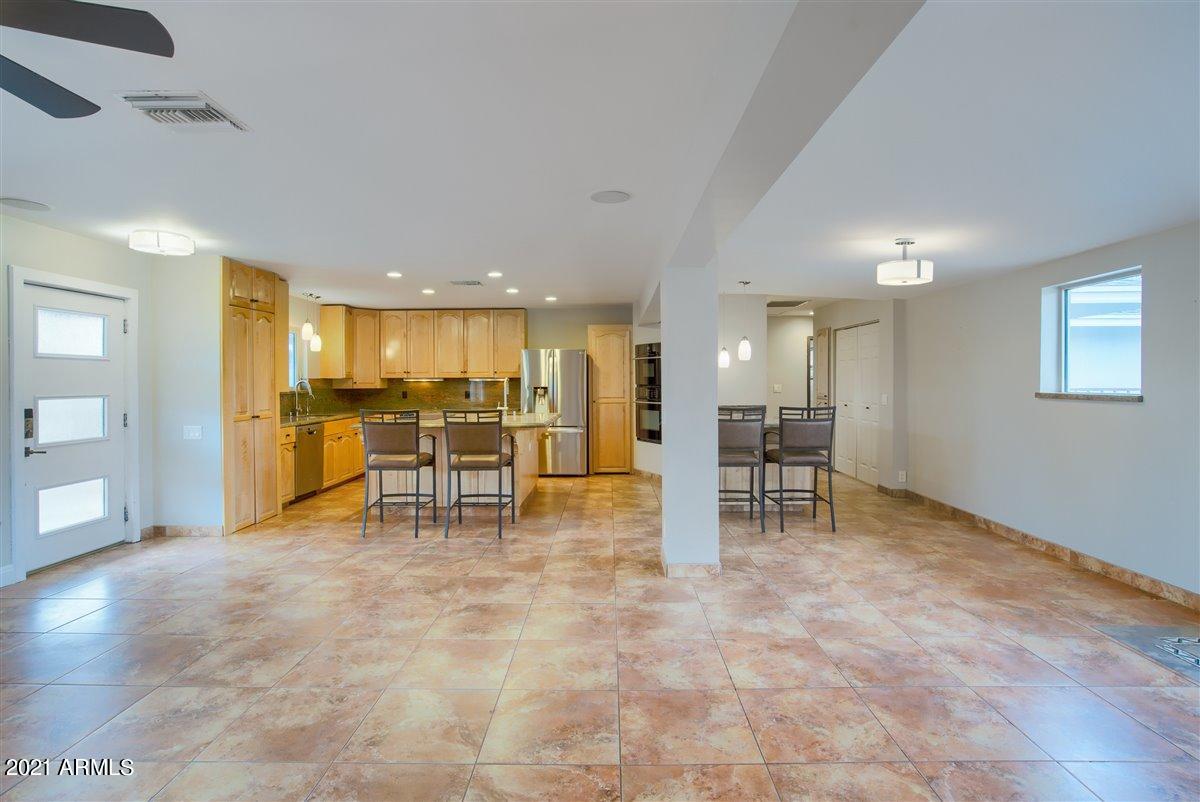 40636 North Fleming Springs Road Cave Creek, AZ 85331 - Photo 21 of 50 21-Living Room