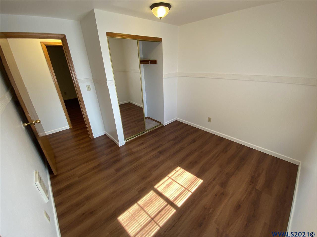 5168 Jones Road Southeast Salem, OR 97306 - Photo 21 of 40 Gallery Image 21