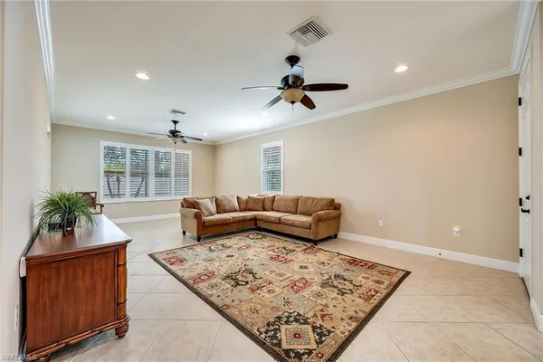 $3,000 | 13430 Kent Street, Naples, FL 34109