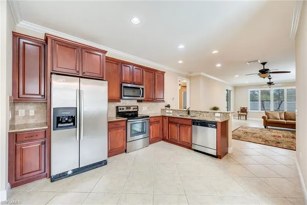 $3,000 | 13430 Kent Street, Naples, FL 34109