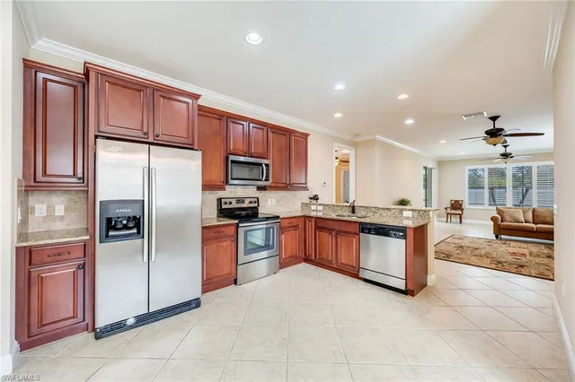 $3,000 | 13430 Kent Street, Naples, FL 34109