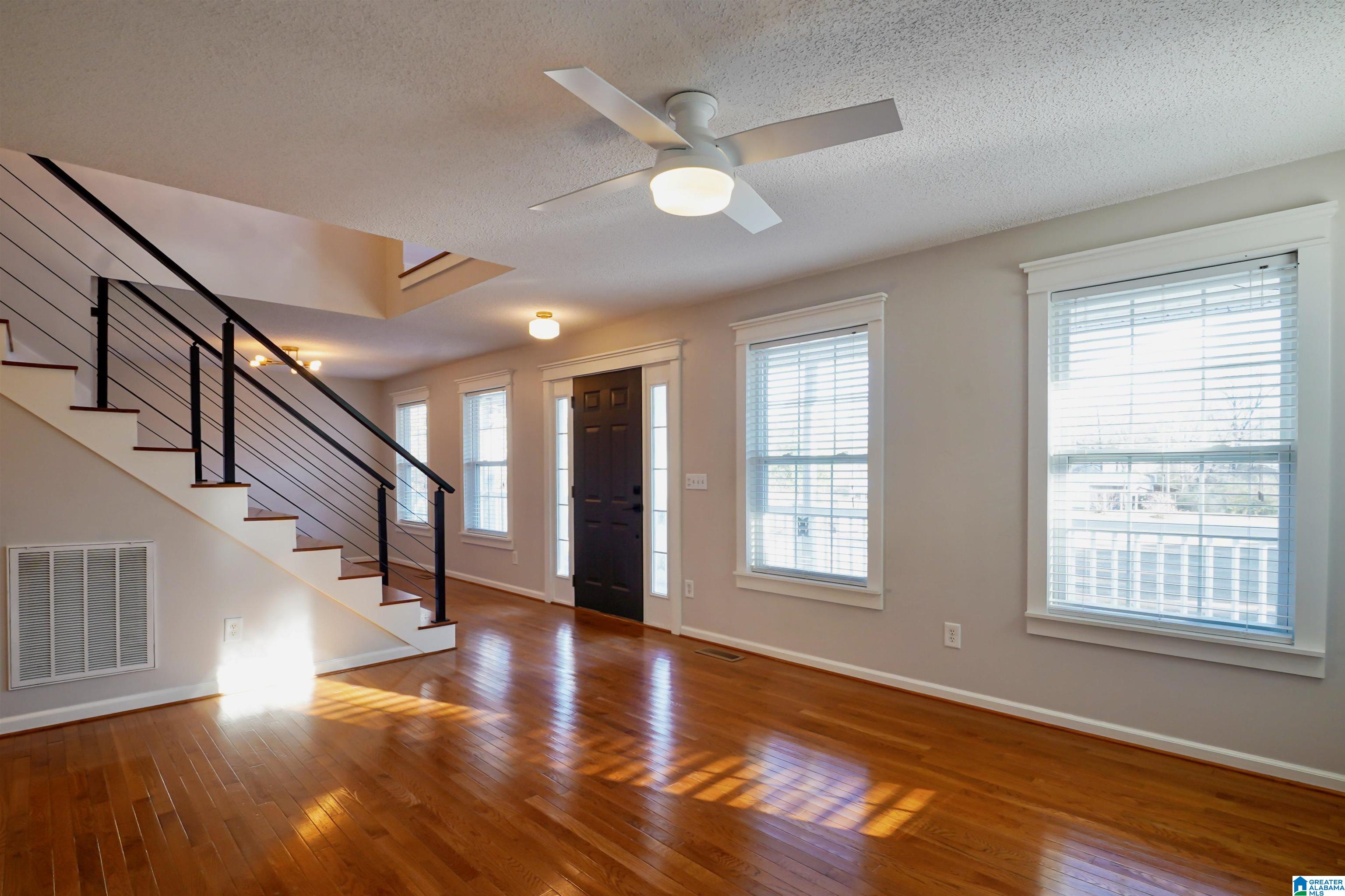 124 Wilson Road Calera, AL 35040 - Photo 7 of 37