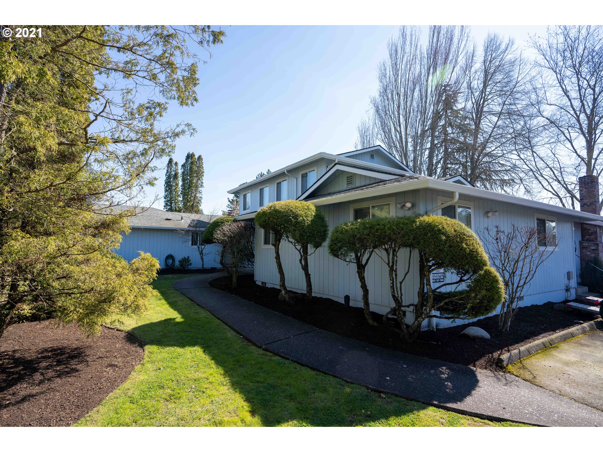 17270 Southwest Merlo Road Beaverton, OR 97003 - Photo 2 of 12