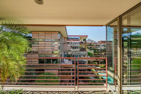 $525,000 | 7137 East Rancho Vista Drive, Unit 6009, Scottsdale, AZ 85251