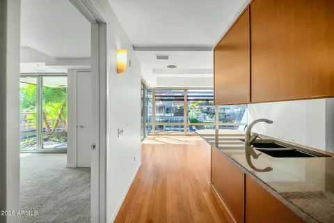 $525,000 | 7137 East Rancho Vista Drive, Unit 6009, Scottsdale, AZ 85251