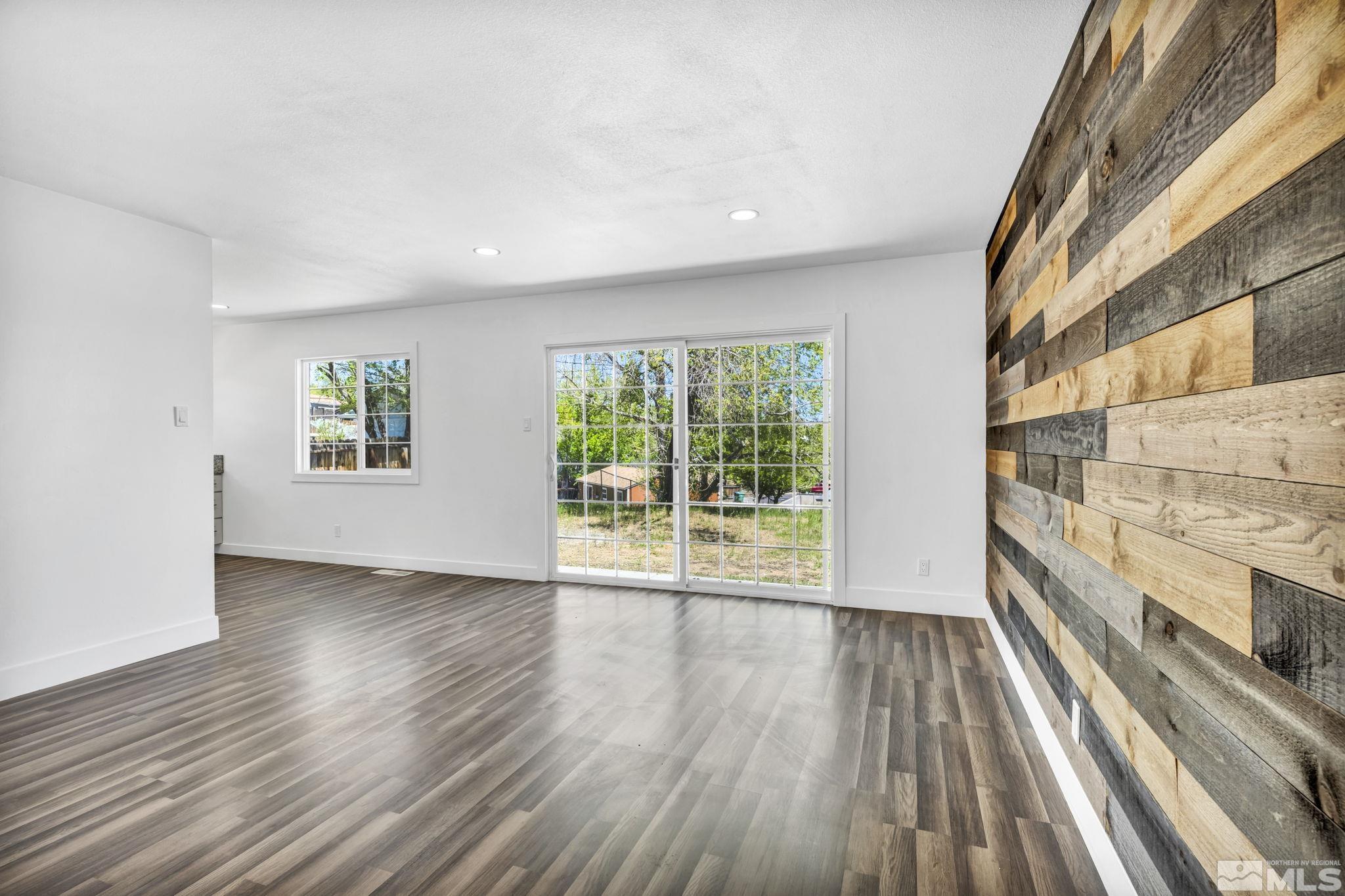 575 Wellington Way Reno, NV 89506 - Photo 3 of 17 Photo 3