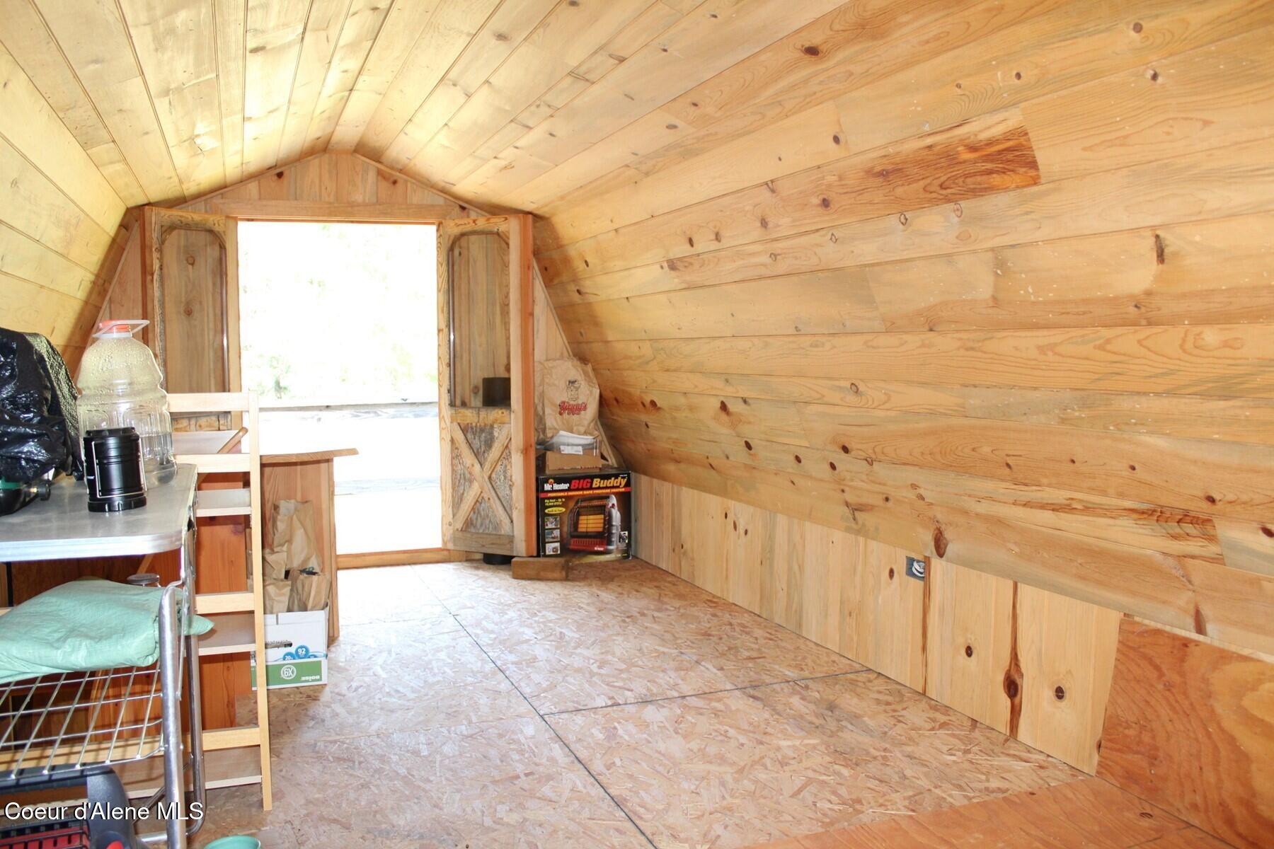 881-2714 South Allen Road Coeur D'Alene, ID 83814 - Photo 12 of 54 Cabin Interior Second Floor