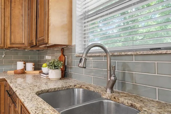 a close view of sink and tap