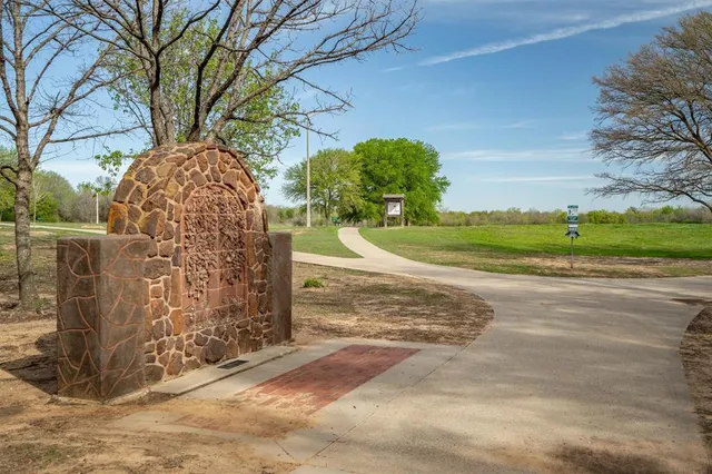 $530,000 | 2016 Pembrooke Place, Denton, TX 76205