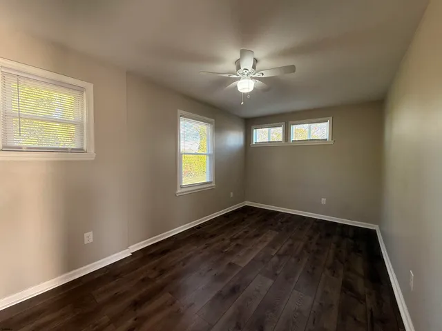 $2,500 | 582 2nd Street, Somers Point, NJ 08244