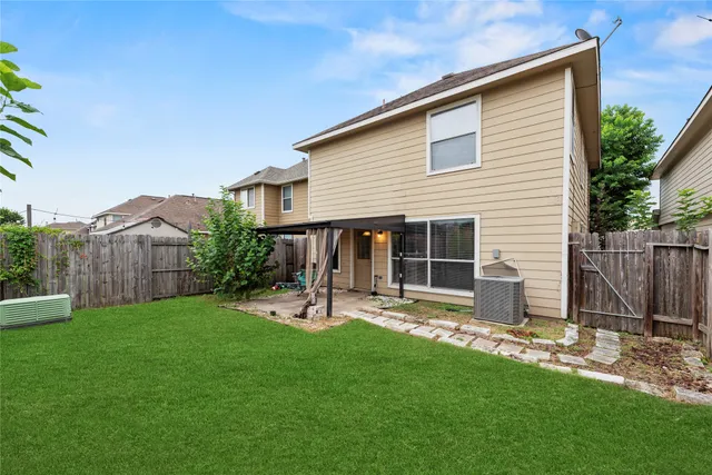 $255,000 | 10827 Windfern Lakes Street, Houston, TX 77064