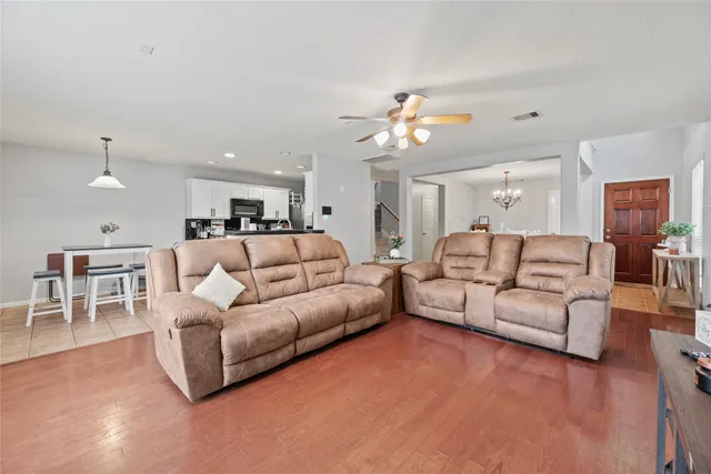 $255,000 | 10827 Windfern Lakes Street, Houston, TX 77064