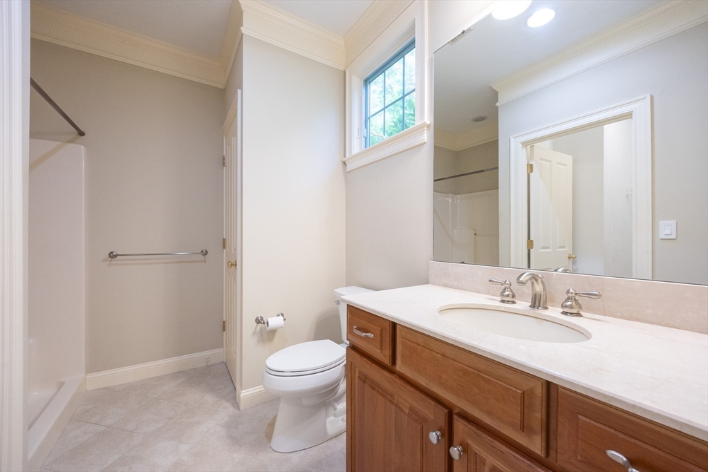 4 Lowell Drive, Unit 4 Hopkinton, MA 01748 - Photo 16 of 33