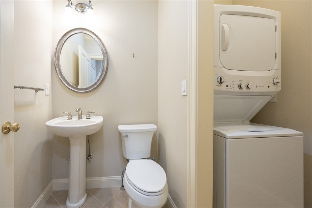 4 Lowell Drive, Unit 4 Hopkinton, MA 01748 - Photo 18 of 33