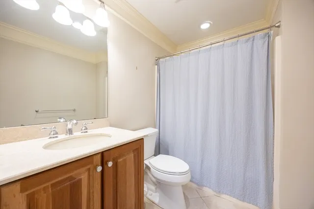 $525,000 | 4 Lowell Drive, Unit 4, Hopkinton, MA 01748